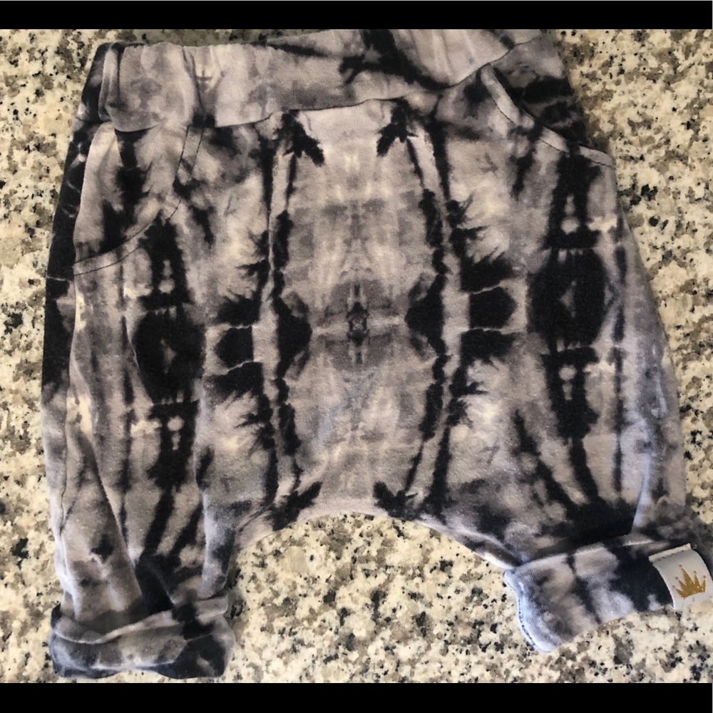 TLK SHORTS 👑